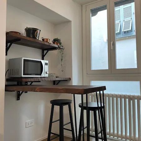 Appartement Piermarini In Centro 15min Da Milano