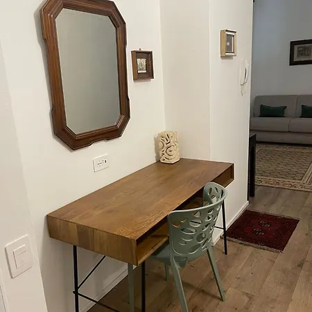 Appartement Piermarini In Centro 15min Da Milano
